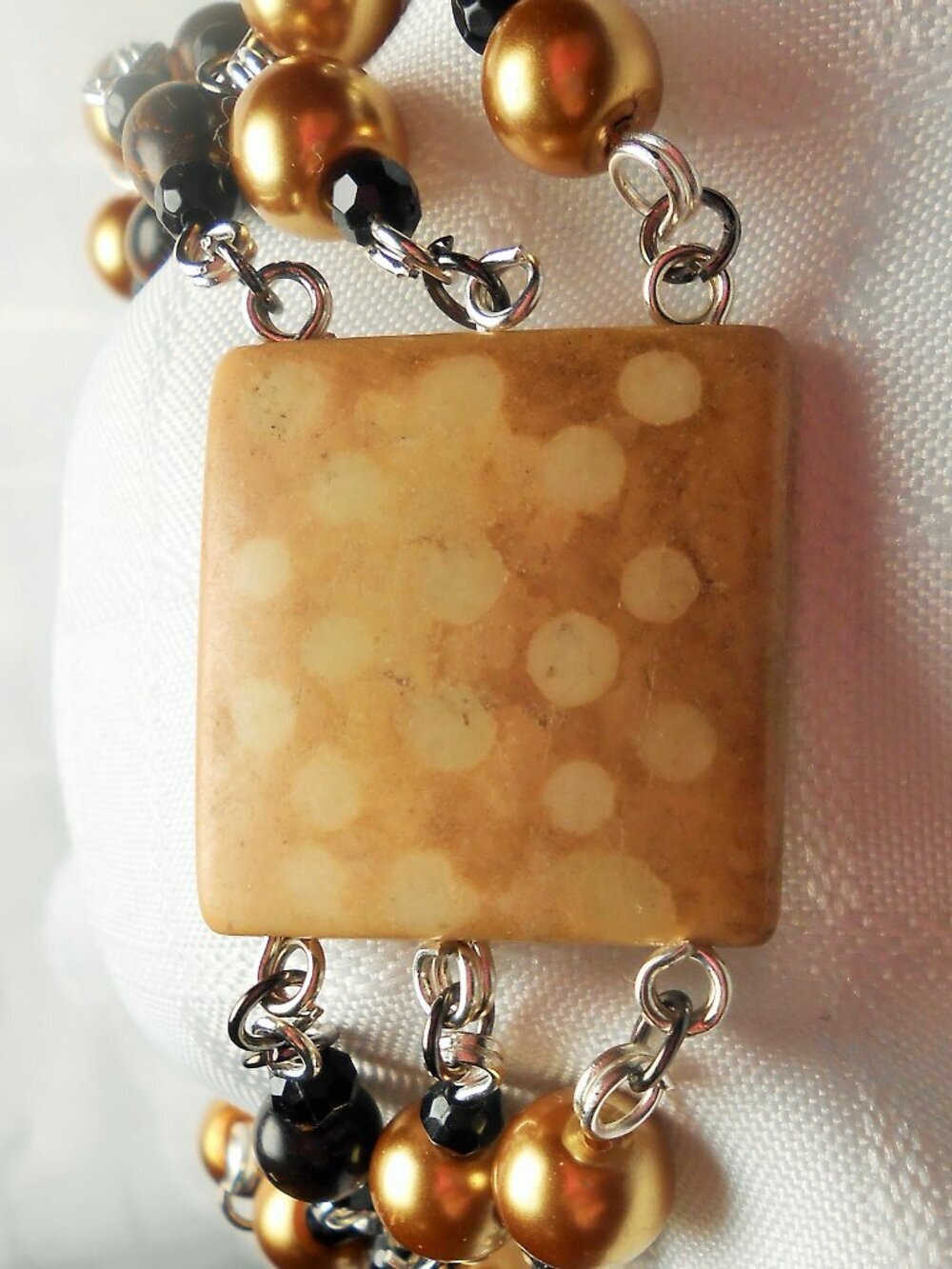 Beautiful 3 rows handmade bracelet with engraved elk bone ans beads - No. 94